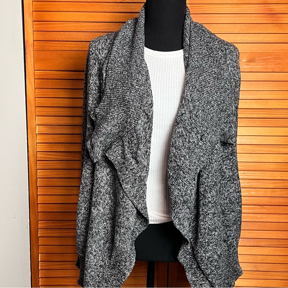 SO Grey Open/Close Cardigan Sweater